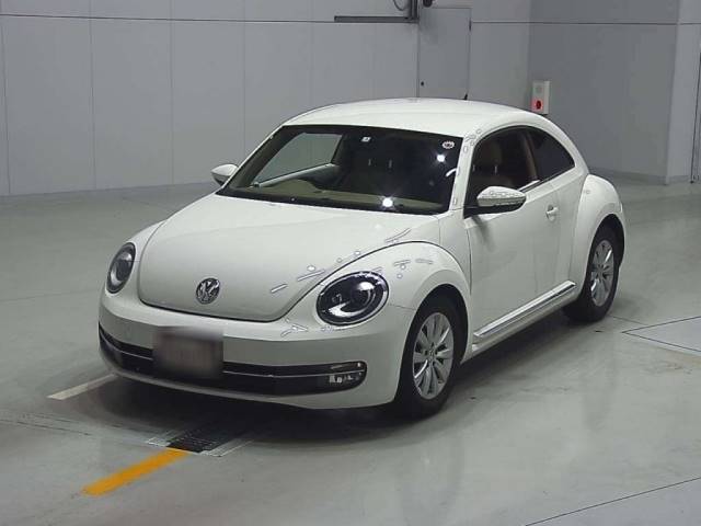 90133 VOLKSWAGEN THE BEETLE 16CBZ 2013 г. (CAA Chubu)